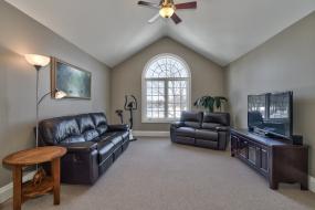 Property listing for 116 Gatepost Pl., Hamilton, ON